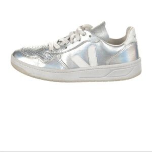 Veja Leather Sneakers - Silver